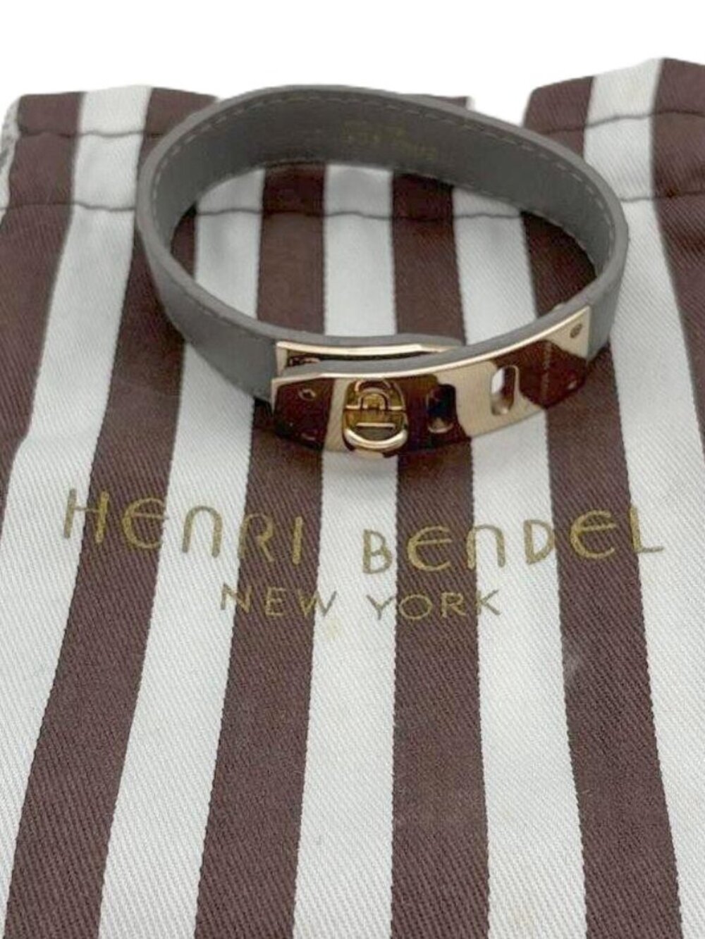 Gorgeous Henri Bendel Lock and Leather Bracelet EUC